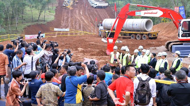 Konstruksi Kereta Cepat Jakarta-Bandung Baru 5 Persen