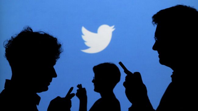 Twitter Aktivis #2019GantiPresiden Ditangguhkan Karena Sistem