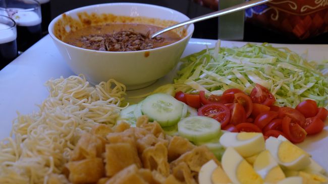 Resep Gado-gado Jamie Oliver yang Tuai Banyak Komentar - CNN Indonesia