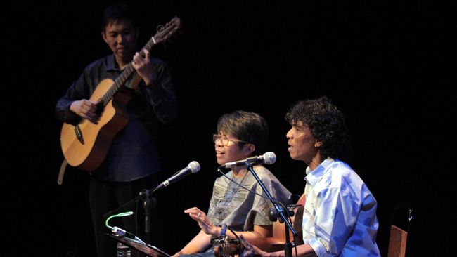 Lantunan Elok Lagu Puisi AriReda