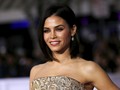 Glass Hair, Tren Rambut Bob Berkilau ala Selebriti Hollywood