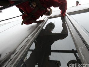 Jenis-jenis Stiker Kaca Rumah Lengkap dengan Penjelasannya