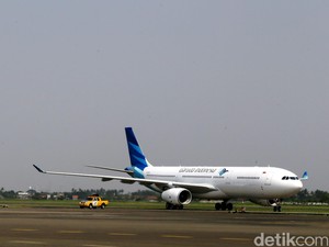 Garuda Uji Coba Internet Ngebut, Penumpang Bisa Video Call di Udara