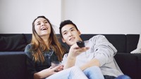 Mau Pasang Proyektor di Kamar Tidur? Ikuti 6 Langkah Setup Ini