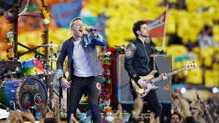 Tribute Manis Coldplay untuk Muhammad Ali dan Viola Beach
