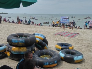 Pesona Pantai Delegan Gresik: Lokasi, Daya Tarik hingga Tiket Masuk