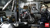 Bengkel-bengkel restorasi motor bisa memberikan sumbangan dalam perkembangan industri otomotif dalam negeri. Namun diperlukan dukungan pemerintah dan sektor-sektor pendukung lainnya.