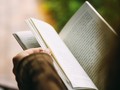Penyebab Pusing Saat Baca Buku dalam Mobil