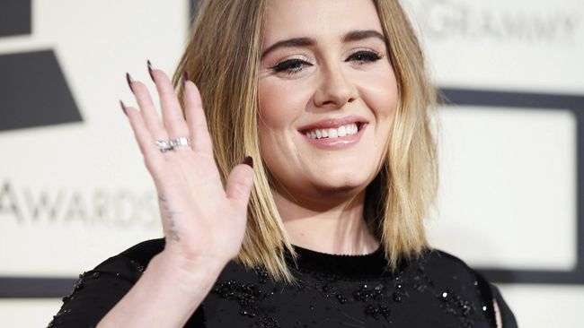 Adele Tidak Janji Akan Tur Konser Lagi