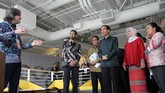 Jokowi berkeliling ke 'Taman Bermain' Google didamping ibu Negara Iriana Jokowi (Google Indonesia)