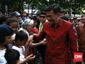 Warga Teluk Gong Keluhkan Alih Fungsi Trotoar ke Djarot