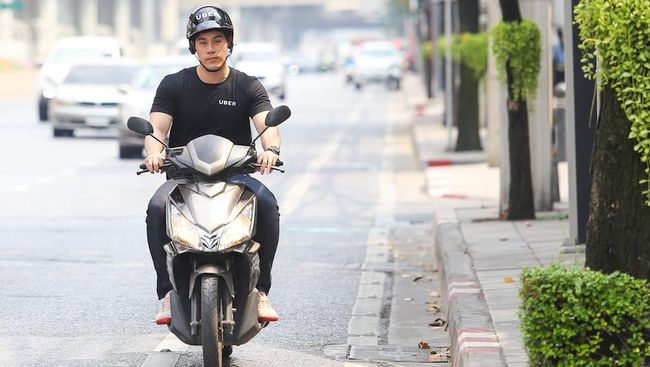 'Ojek Muncul Karena Buruknya Pelayanan Angkutan Umum'