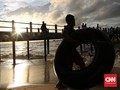Mengantar Senja di Pantai Pasir Panjang Singkawang