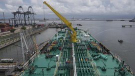 Kapal Tanker Rusia Pasok Minyak ke Korut