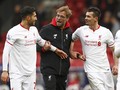 Bek Liverpool Prediksi MU Bakal Parkir Bus