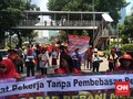 Buruh Demonstrasi Peringati Hari Perempuan Internasional