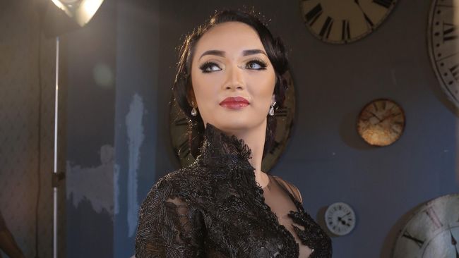 Zaskia Gotik  Dilaporkan ke Polisi Dituding Hina Pancasila