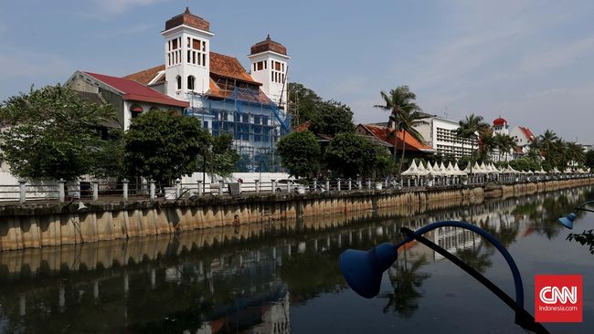 Situs Warisan Dunia dan Antrean yang Panjang