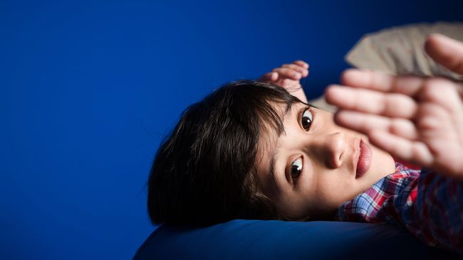 Panduan Orang Tua untuk Jelaskan Aksi Terorisme ke Anak