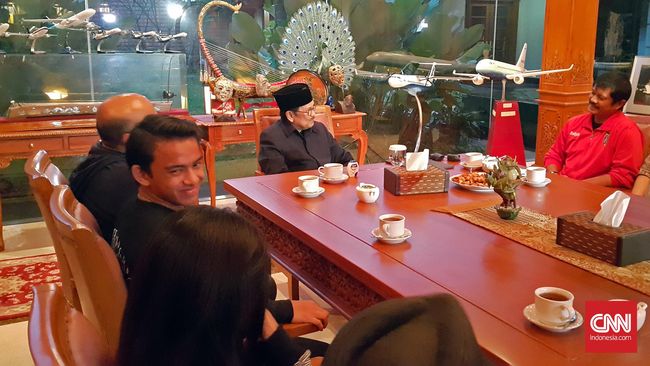Ketika Habibie Sebut Ronaldo Ganteng