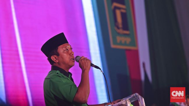 Romy Ungkap Tak Ada Nama TGB Dalam Daftar Cawapres Jokowi