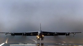 Pecahkan Rekor, B-52 AS Jatuhkan Bom Terbanyak di Afghanistan