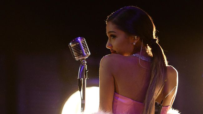 Sempat Ingin Rehat, Ariana Grande Siap Jalani Tur 'Sweetener'
