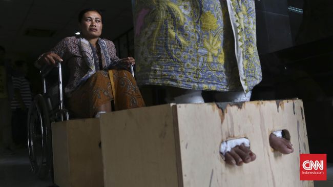 Teten Minta Petani Kendeng Setop Aksi Pengecoran Kaki