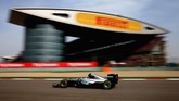 Nico Rosberg sangat dominan di balapan kali ini dan bahkan unggul 35 detik dari Vettel di tempat kedua. (Clive Mason/Getty Images)
