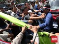 Demo Simposium: Polisi Diteriaki PKI, LBH Dituduh Pro-Komunis