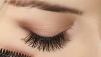 Ingin Bulu Mata Lentik Seharian? Ini Tips Memilih Mascara