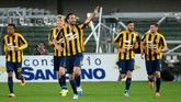 Gol penalti itu membuat total koleksi Luca Toni menjadi 324 gol, dengan 157 di antaranya dicetak di Serie-A dan 60 gol di Liga Jerman. (Dino Panato/Getty Images)