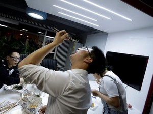 996 yang Bikin Menderita Karyawan China Mulai Ditinggalkan