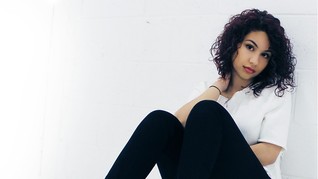 Alessia Cara Dilamar Coldplay untuk Konser Bareng