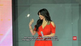Kim Kardashian Raih Penghargaan 'Pengguncang Internet'