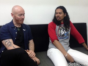 Dougy Mandagi Viral Lagi, Kenalan dengan Si Penyanyi Sweet Disposition