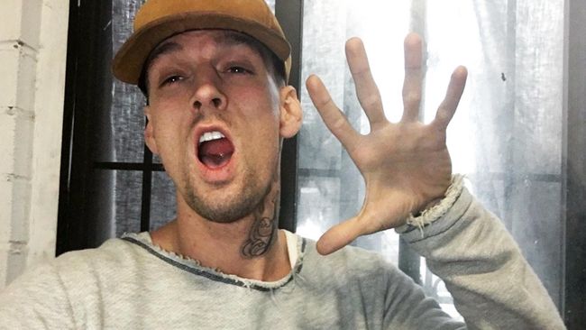 Aaron Carter Kini, Bangkrut sampai Ditahan Polisi