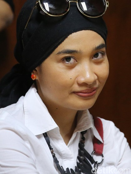 Kartini Masa Kini di Mata Okky Madasari: Harus Bisa Memerdekakan Pikiran Kartini Masa Kini di Mata Okky Madasari: Harus Bisa Memerdekakan Pikiran
