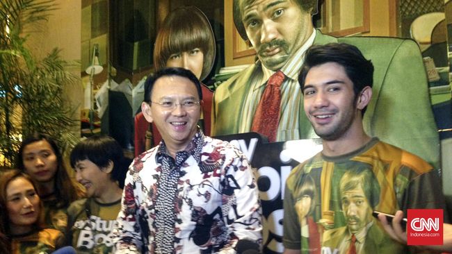 Ahok Ditantang Stand Up Comedy dalam Acara Relawan