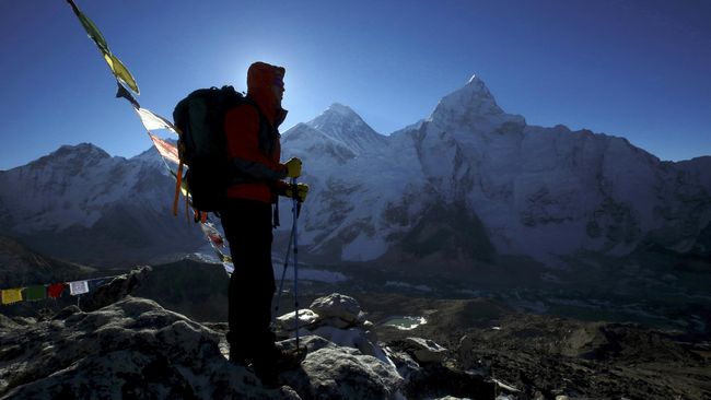 7 Rute Pendakian Terbaik di Dunia Tahun Ini