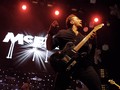 Drummer Cedera, McFly Tunda Konser di Inggris