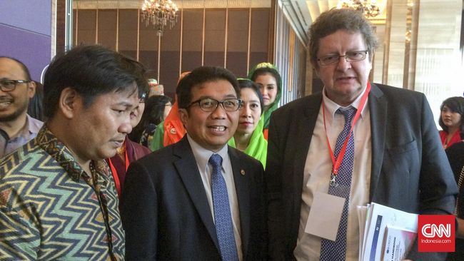 OJK Belum Restui Pertukaran Data Nasabah Negara G20 dan OECD