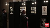 Pameran foto korban PKI pada Simposium Nasional 'Mengamankan Pancasila dari Kebangkitan PKI dan Ideologi Lain'. (CNN Indonesia/Andry Novelino)