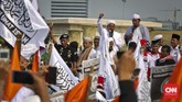 Ketua Front Pembela Islam (FPI), Rizieq Shihab memberikan orasi. (CNN Indonesia/Adhi Wicaksono).