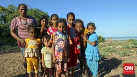 Air dan Senyuman Para Ibu di Pesisir Sumba