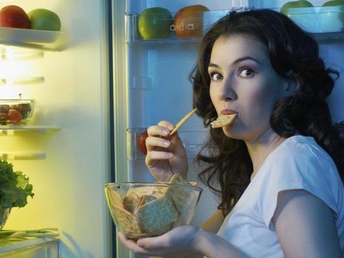 Waktu Ngemil dan Camilan yang Disarankan Para Pakar Diet Waktu Ngemil dan Camilan yang Disarankan Para Pakar Diet