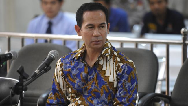 Putusan Sela, Hakim Lanjutkan Perkara Korupsi dan TPPU Wawan