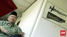 Taufiq Ismail Tak Rendah Diri Disebut Anti-PKI