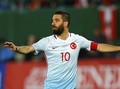 Arda Turan Bantah Kabar Dekati Istri Artis Ternama Turki