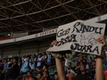 Laga Persija vs Sriwijaya Dihentikan Akibat Ulah Penonton